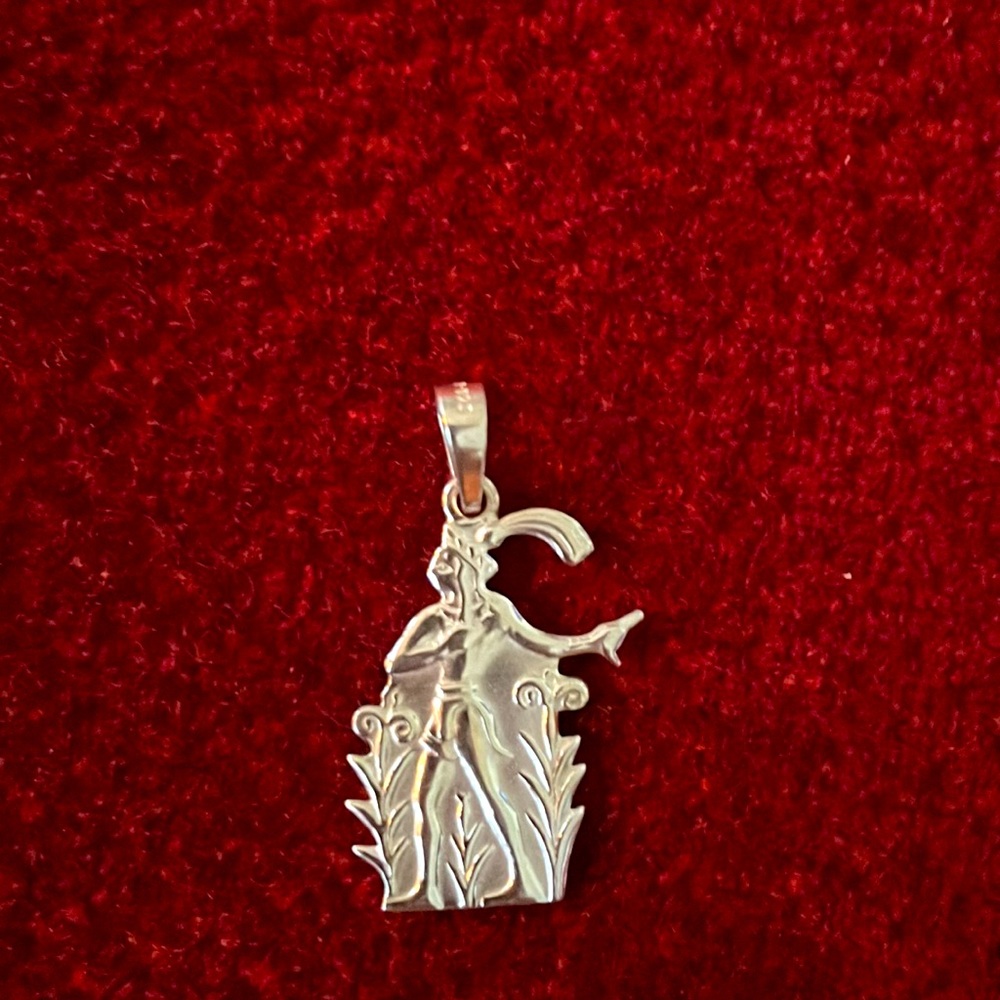 Silver Greek Mythology Pendant NWOT